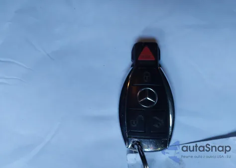 2013 Mercedes-Benz C 250 Luxury/Sport из США, поврежденный, VIN WDDGF4HB2DR291683